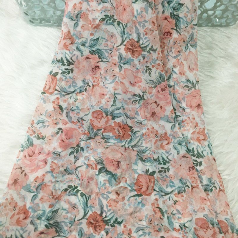 2/3 m Chiffon-Stoff mit Blumen – Summer Clothing Material Bewertung und Preis