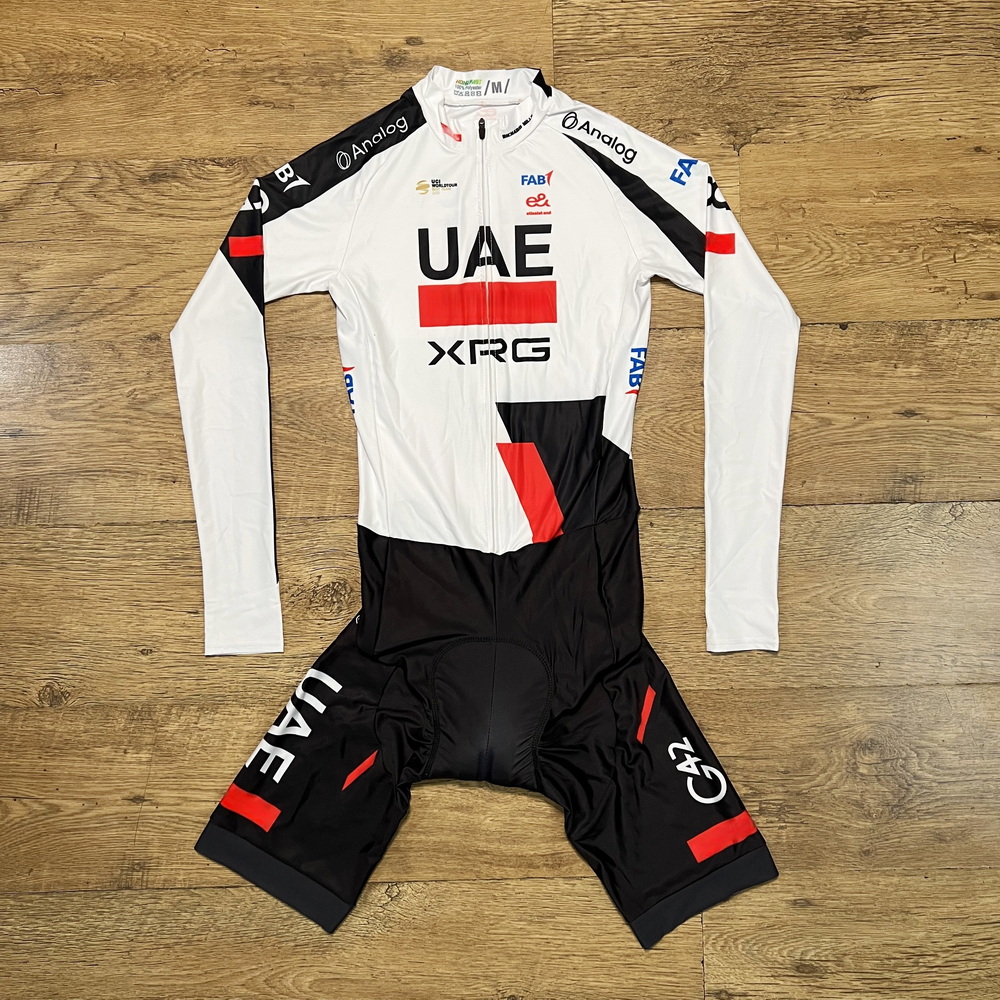 LASER CUT Skinsuit 2025 2026 U – Summer Clothing Material Bewertung und Preis
